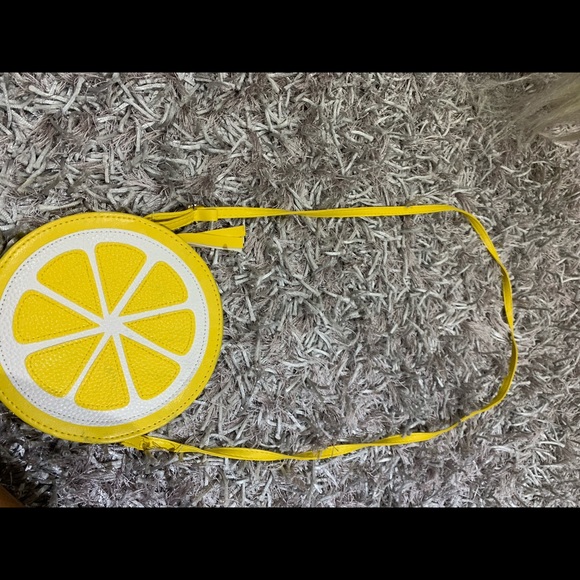 Lemon purse - Picture 2 of 2